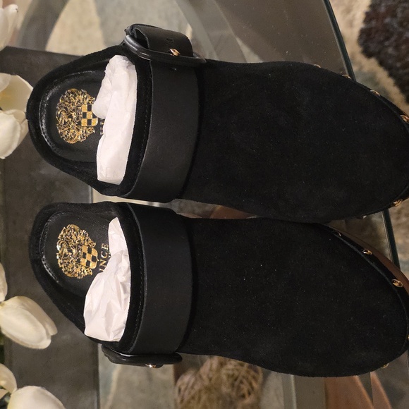 Vince Camuto Clogs - Picture 2 of 7